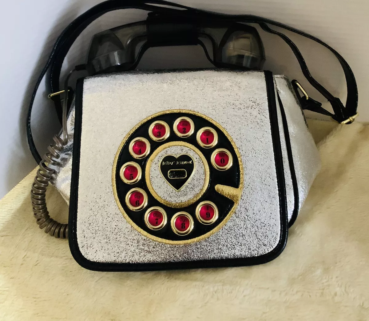 Betsey Johnson Iridescent Phone Purse - Cases, Covers & Skins | Facebook  Marketplace | Phone purse case, Phone purse, Betsey johnson