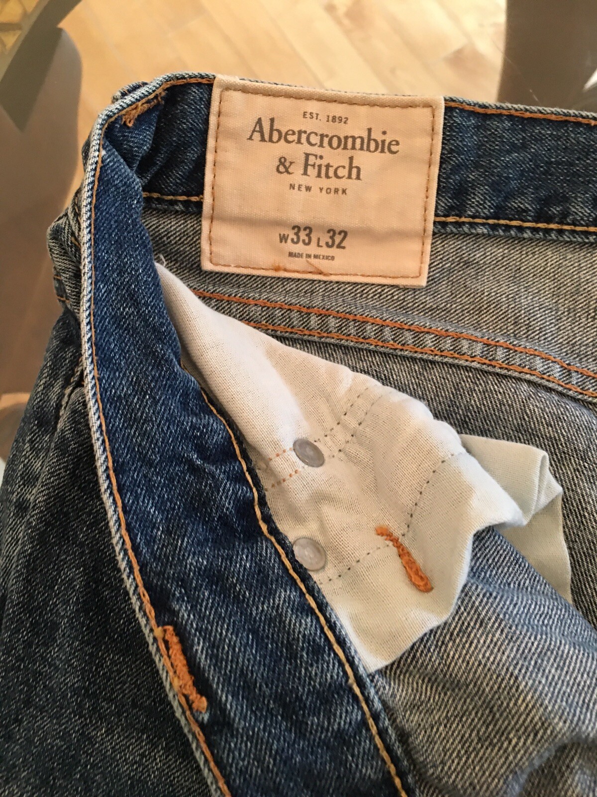 Fitch Mens Jeans 33x32 Buttonfly EUC 