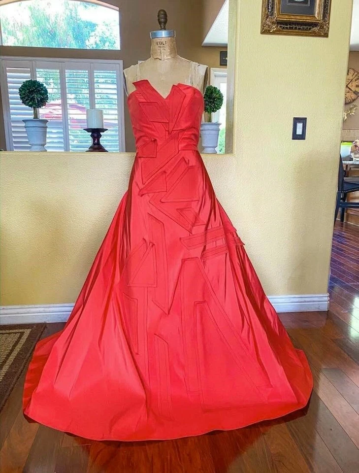 Vestido Carolina Herrera Otoño 2014 Apliques Geométricos Pasarela Trash The Dress Foto 2 de 4