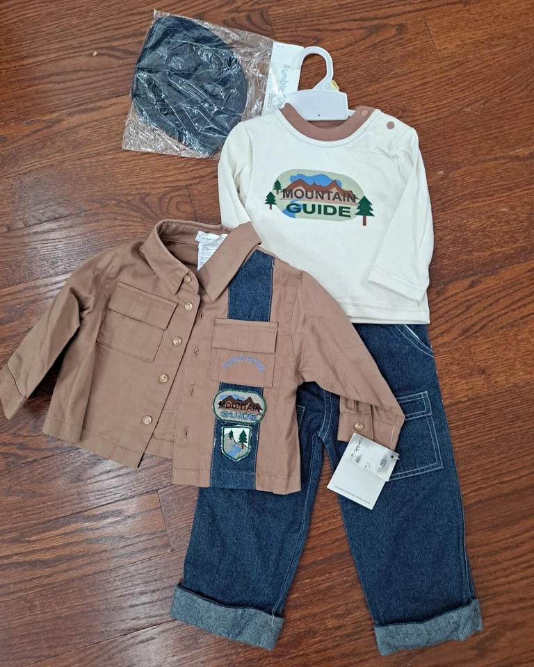NUEVO CON ETIQUETAS Rumble Tumble 12 Meses Bebé 4 Piezas Guía de Montaña Conjunto Jeans Sombrero Chaqueta Foto 2 de 4