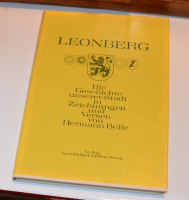 Leonberg Germany History in Drawings and Verse  Hermann Beile hardback book skM6