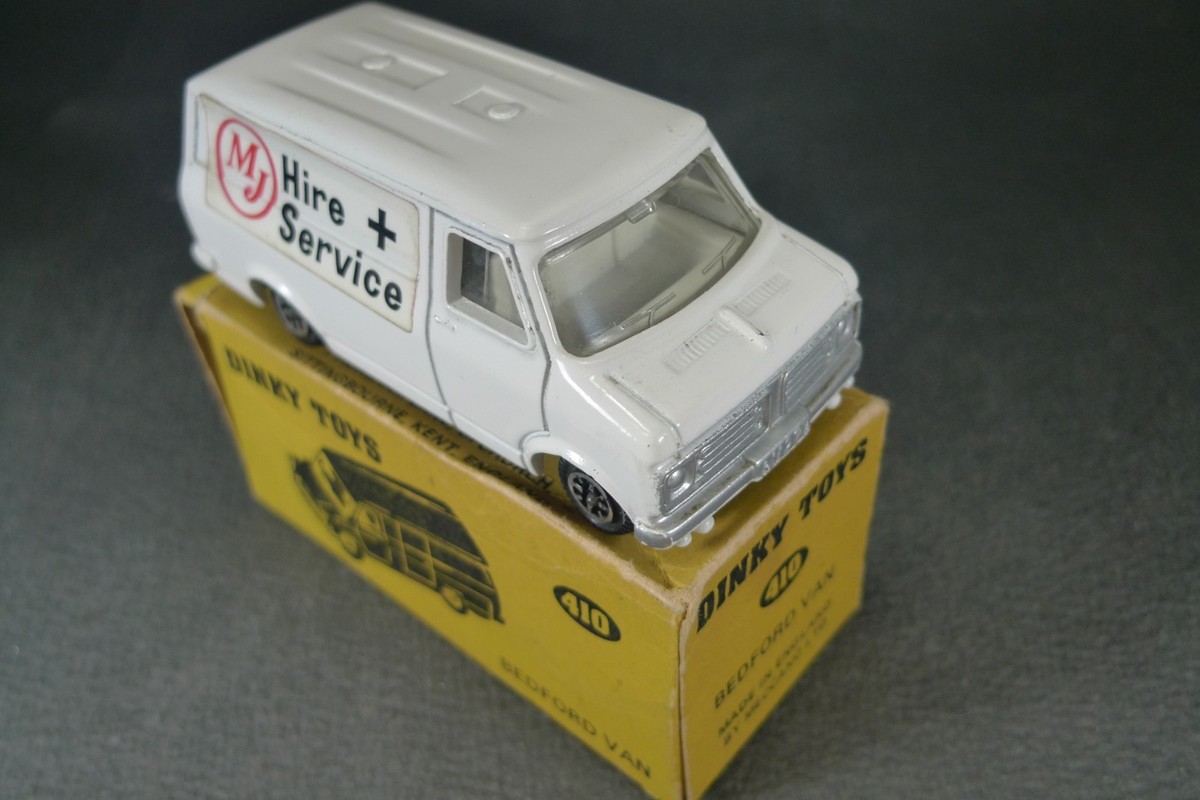 DINKY TOYS GB. BEDFORD VAN série limitée JOHN GAY. REF:410 Hire service