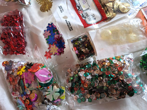 Large Lot of Vintage Sequins Craft-Making Sunburst Stars