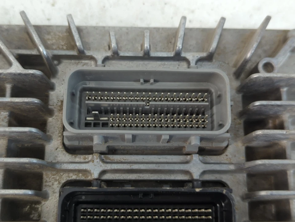 Computadora de control del motor Chevrolet Equinox 2012-2012 ecu pcm ecm pcu oem w237x Foto 3 de 4