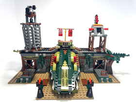 LEGO LEGENDS OF CHIMA: The Croc Swamp Hideout (70014)