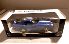 New Ray 1/32 Blue 1996 Dodge Viper GTS Coupe Motorized
