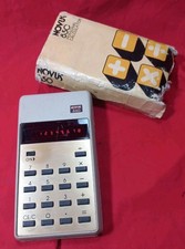 Calcolatrice Novus 850 vintage fine anni 70 inizi 80 a led rossi
