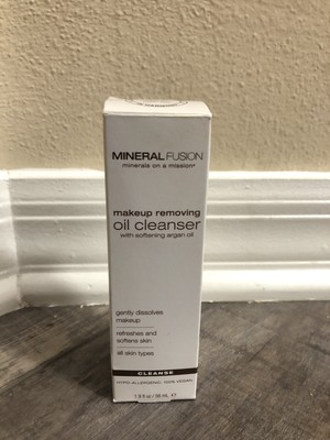 Amazon Com Mineral Fusion Oil Cleanser Makeup Removing 1 9 Ounce