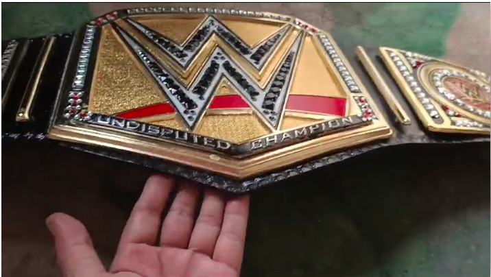 Réplica de cinturón de título de campeonato de peso pesado universal de latón 4 mm + bolsa de cinturón gratis