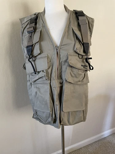 Vestrap By Nikon Photography Camera Outdoor Vest Full Zip Khaki Fishing M NWOT