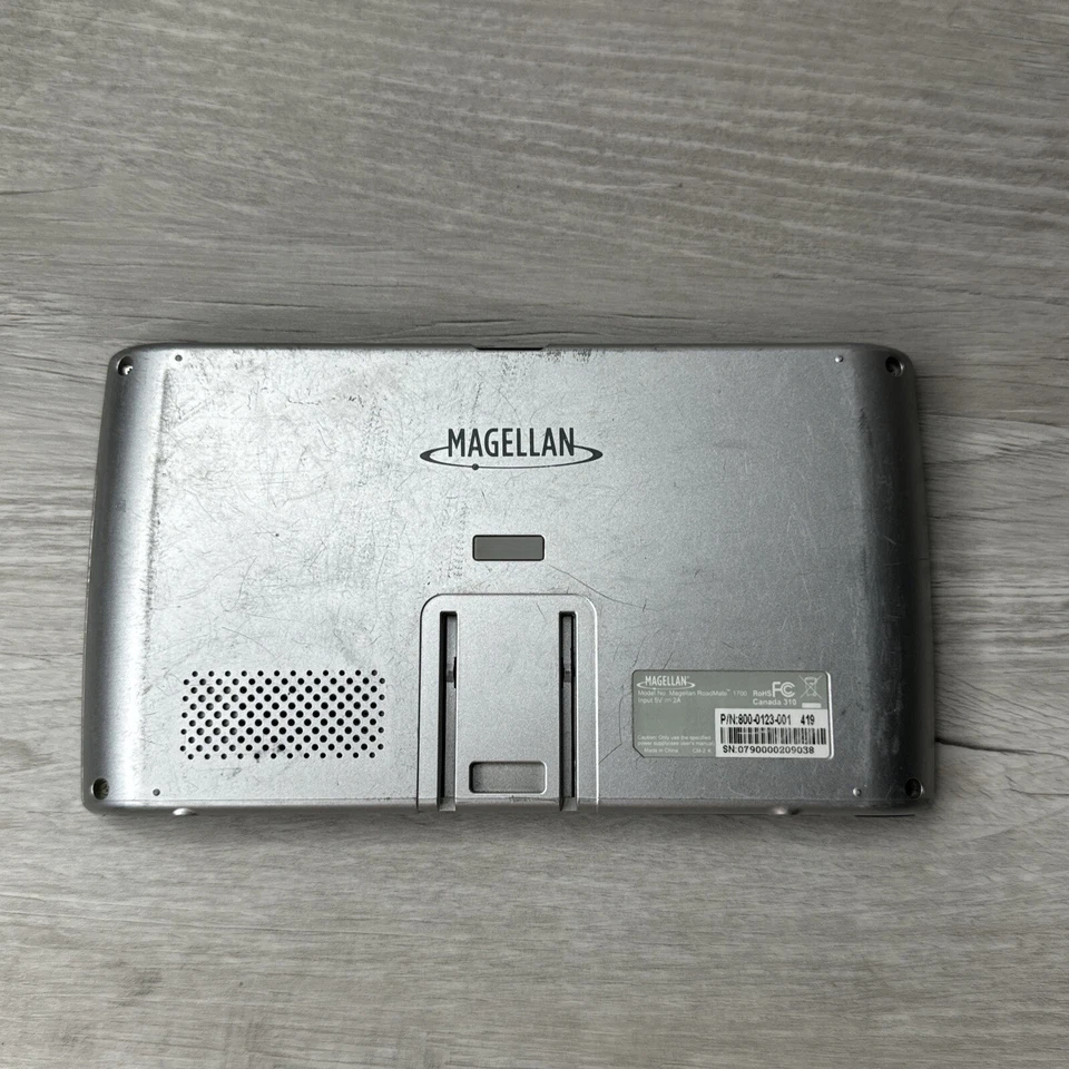 Magellan RoadMate 1700 GPS Navigation Display - Image 2 of 4