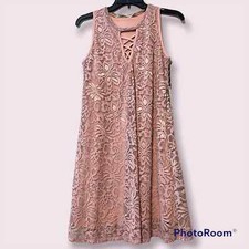 Juniors' Liberty Love Gigi Lace medium Shift Dress lined sleeveless lace lined