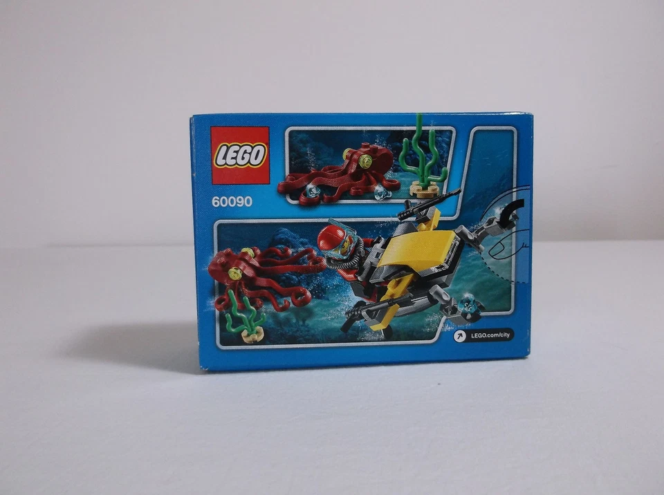 LEGO CITY 60090 Deep Sea Scuba Scooter - New, Unopened, Sealed Set - Retired - Image 2 of 4