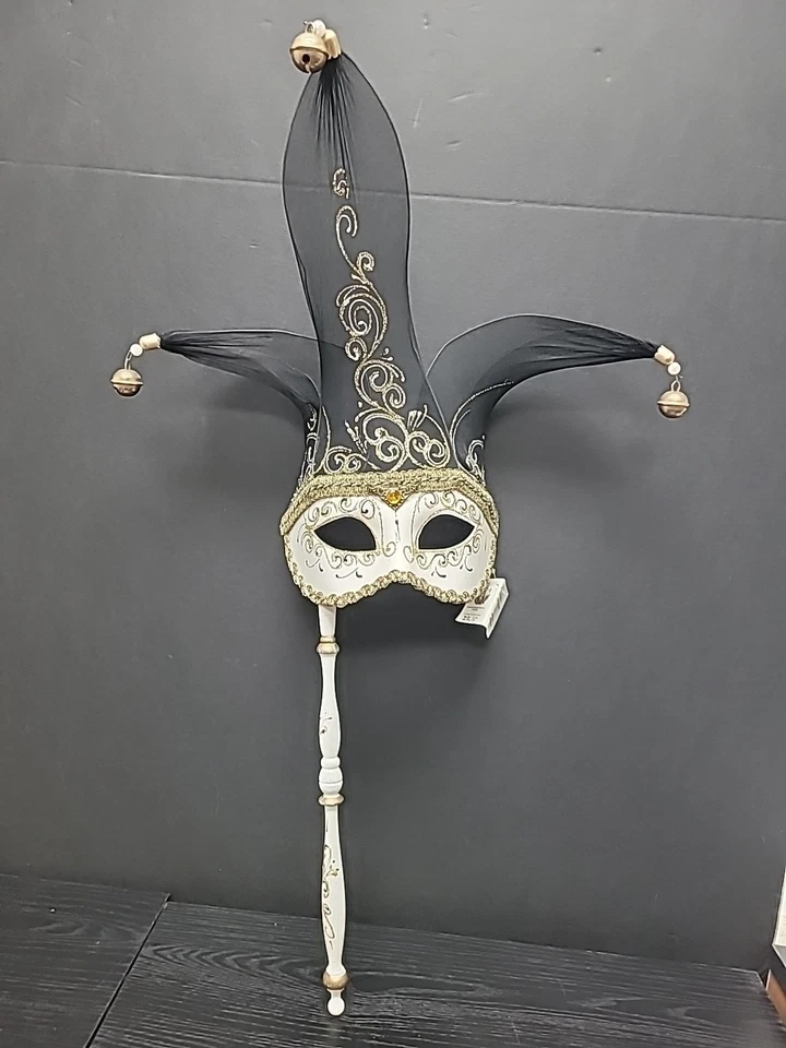 La Maschera Del Galeone Hand Painted Venetian Feathered Mask Made in Italy 56 - Image 2 of 4