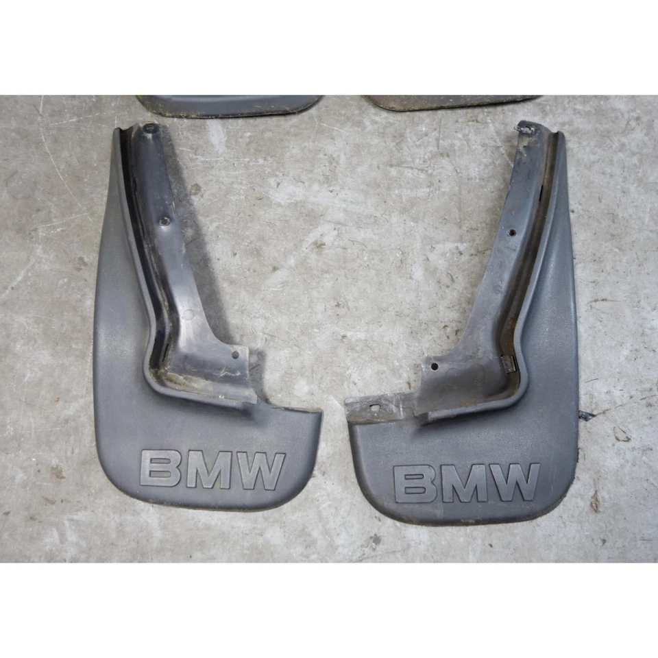Juego de 4 molduras de guardabarros de fábrica dañadas 92-99 BMW E36 serie 3 OEM NLA Foto 2 de 4