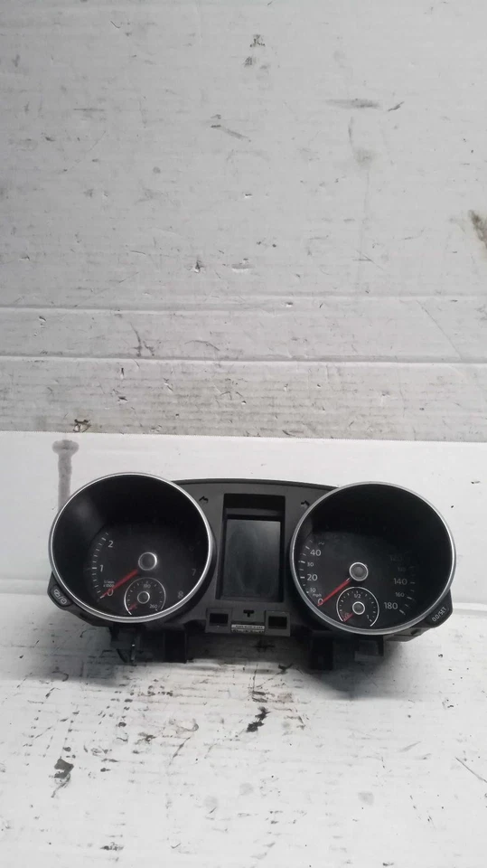 Used Speedometer Gauge fits: 2014 Volkswagen Golf gti cluster Htbk MPH multifunc - Image 2 of 4