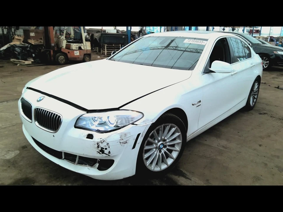 Radiator Main AWD Fits 11-17 BMW 535i GT 6766830 Foto 4 de 4