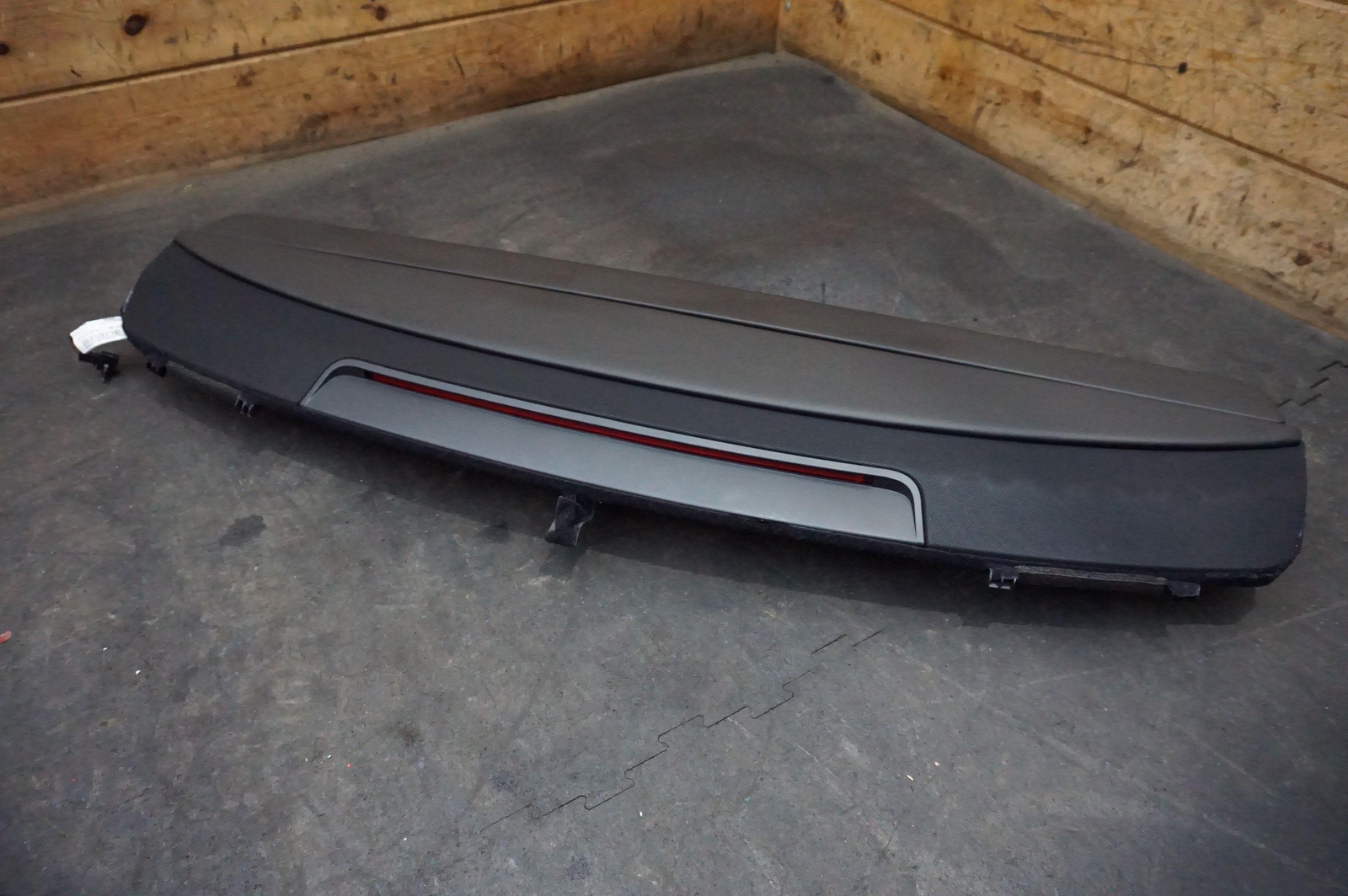 Rear Window Sun Cover Shade 3rd Brake Light 3Y5861323 3Y5868479 Bentley Mulsanne