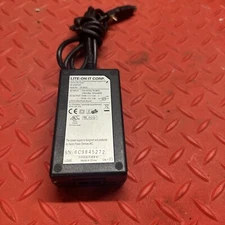 AC ADAPTER LITE ON IT CORP.  MODEL DA-30C01