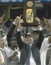 JIM CALHOUN UCONN HUSKIES COACH SIGNED 8x10 PHOTO C w/COA 2011 NCAA FINAL FOUR