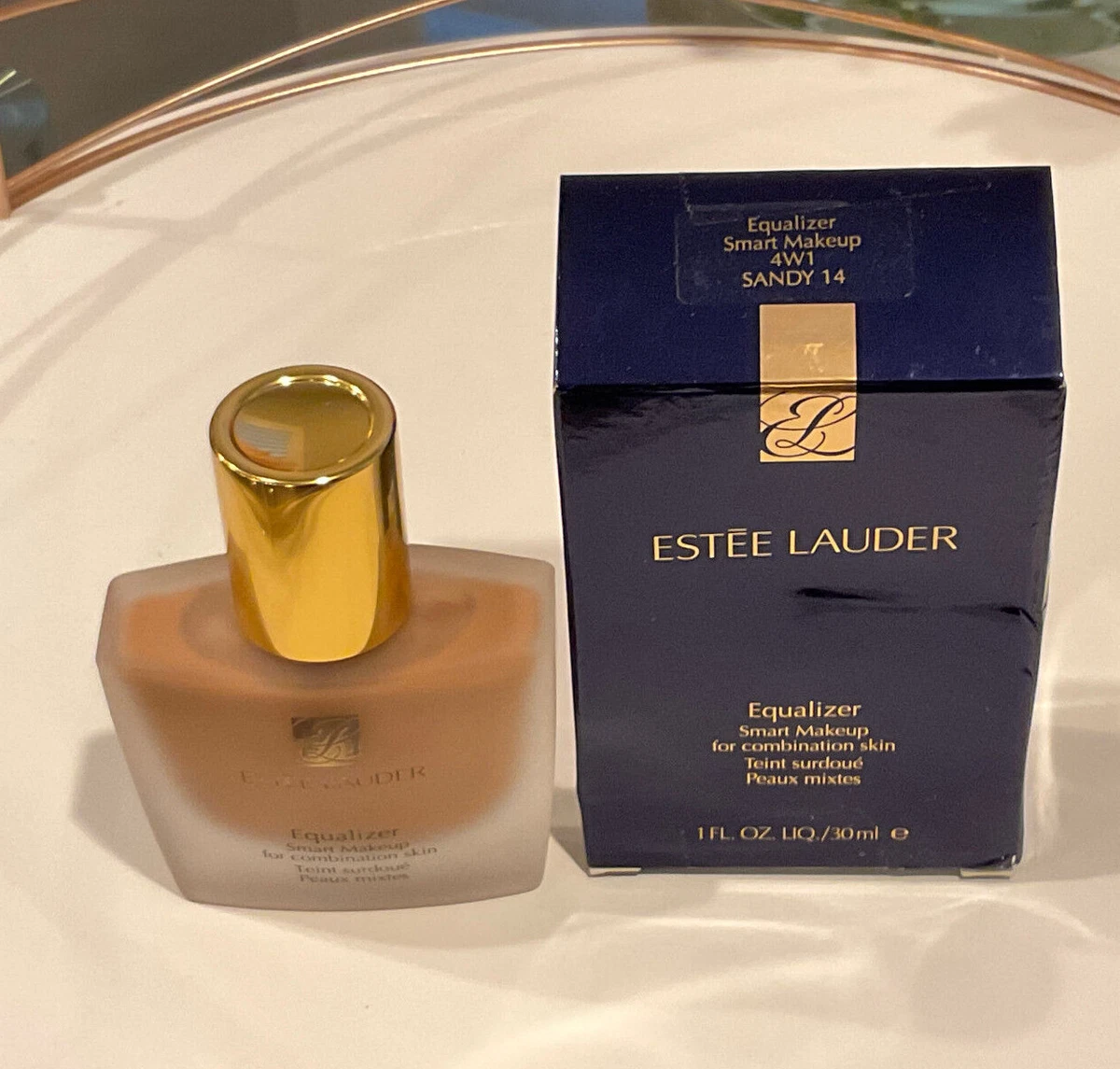 Estée Lauder Equalizer Smart Makeup Foundation For Combination Skin