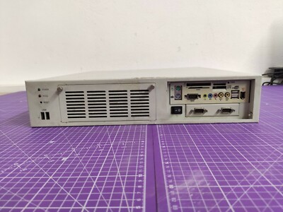 iEi Ticket Vending Machine PC RACK-220GW/ACE-932A-RS/3 UR