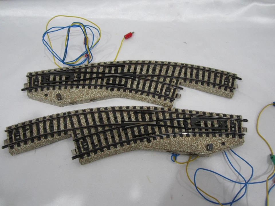 Marklin 5140 HO M Track Electric Curved Turnout Pair C6 - Image 2 of 4
