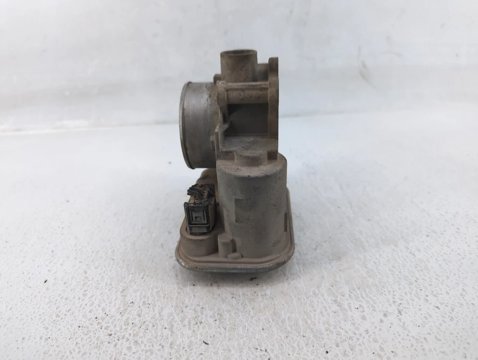 Dodge Journey 2009-2018 carrocería del acelerador sin peso Foto 4 de 4