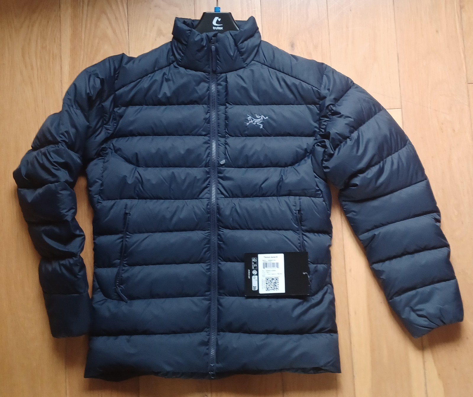 Arc'teryx Thorium down jacket BNWT - black sapphire - sz S - RRP £400 now £250! image 9