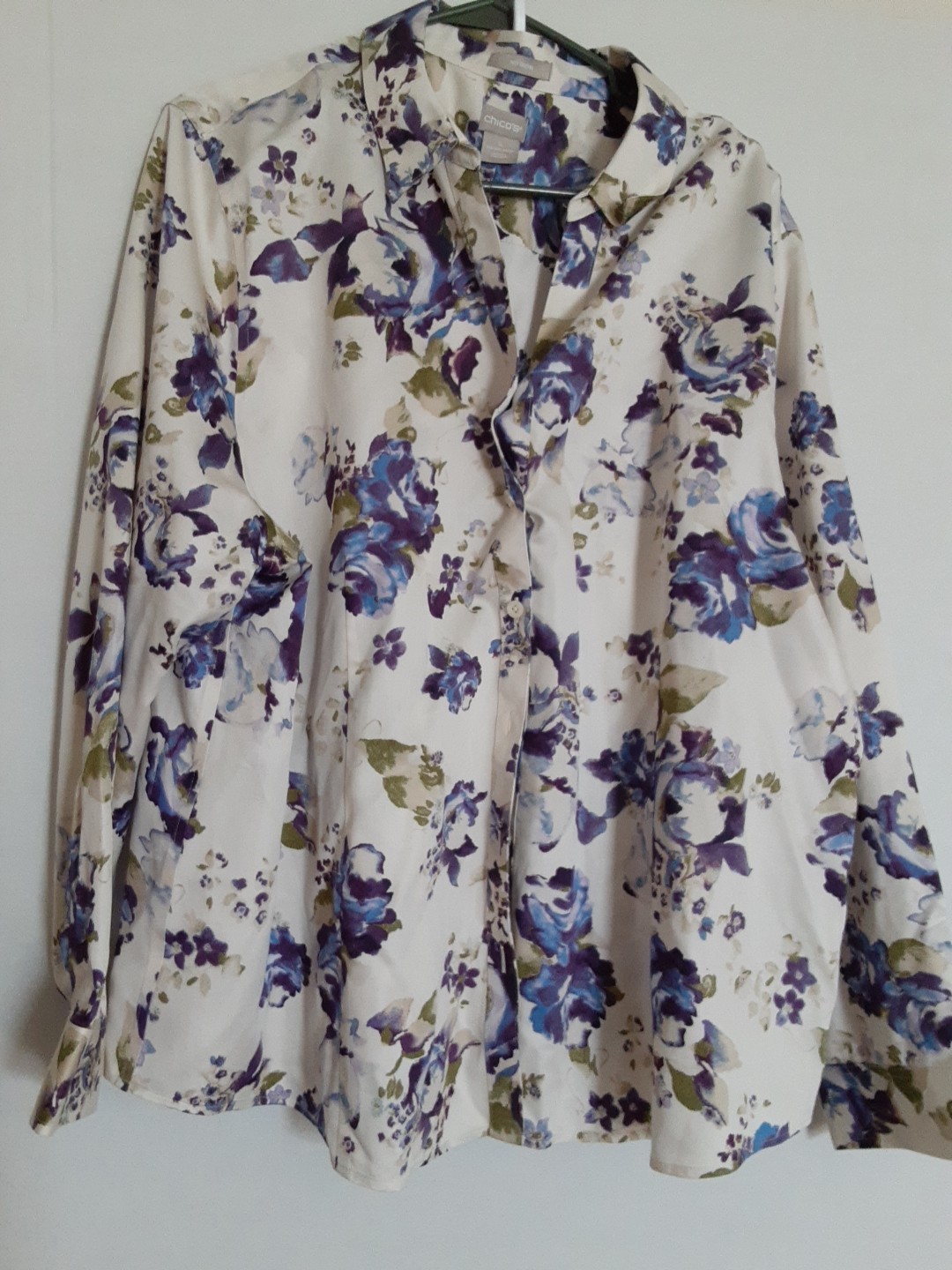 Chicos Womens Button Up Top Size 4
