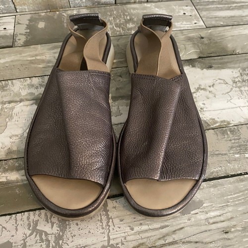 The Flexx shoreline pewter leather peep toe sandals 8.5