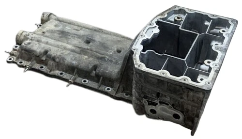 Cacerola de aceite desnuda del motor superior Ford Powerstroke 6,7 L BC3Q-6676-ED BC3Q-6676-EE Foto 2 de 4