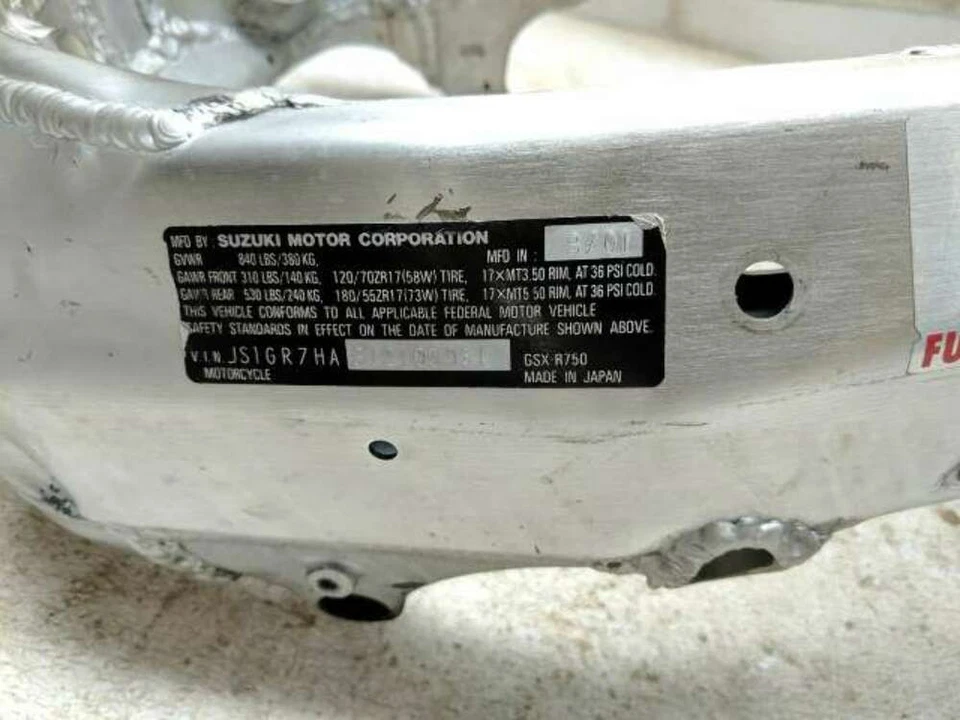 01-03 Suzuki GSXR 750 Main Frame Chassis STRAIGHT SLVG - Image 4 of 4