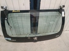 Lunette arrière Peugeot 2008