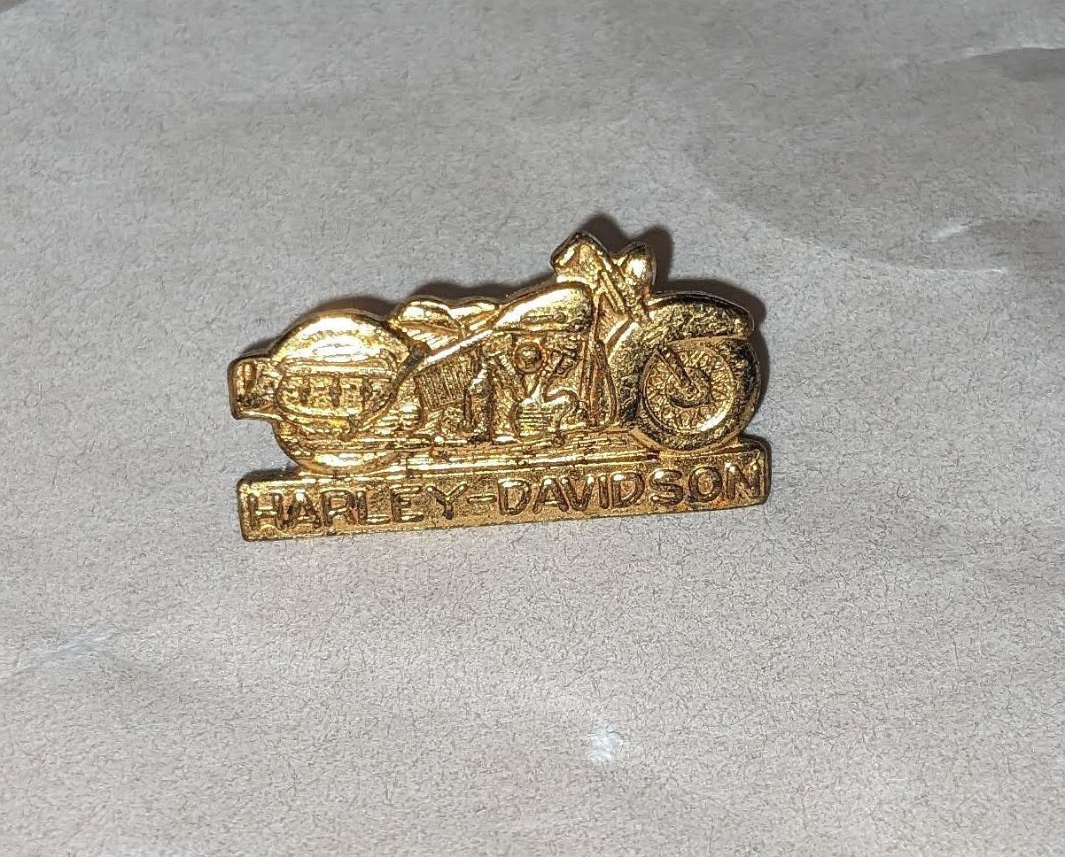 Small Harley Davidson Panhead Motorcycle Pin 1940-50s Biker 