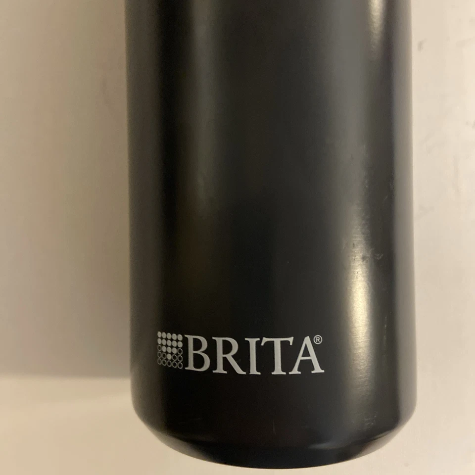 Botella de agua filtrada de acero inoxidable Brita de 20 oz diseño aislante sin BPA Foto 2 de 4