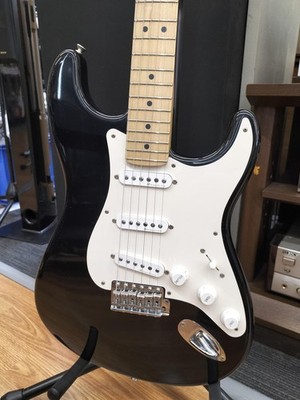 FENDER ERIC CLAPTON STRATOCASTER BLAC electric guitar