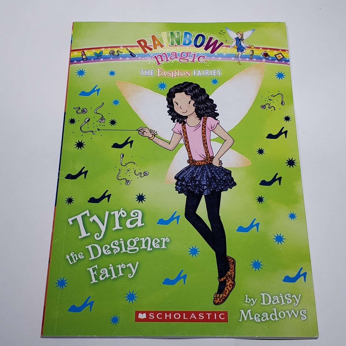 Lot of 6 Rainbow Magic The Fashion Fairies Books #2-7 Daisy Lot of 6 Rainbow Magic The Fashion Fairies Books #2-7 Daisy