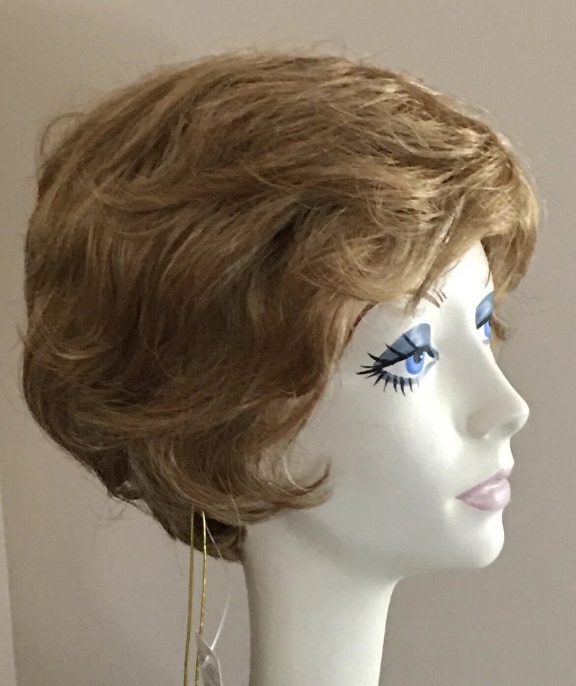 全新带标签! ASPEN 假发 • 奇迹 27H 浅红色 • 短波浪合成 — 第 2/4 张图片