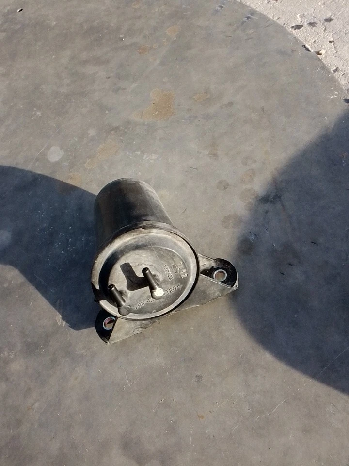 Bote de carbón al vacío Toyota Avalon 1997-2004 25729-0A010 Foto 3 de 4