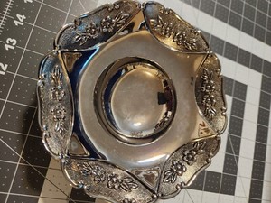 Godinger GSA Silver Plate Round Floral Edge Trinket Candy Dish Bowl Footed 7"
