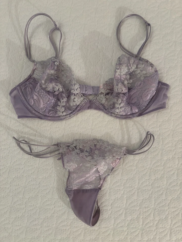 Sujetador de encaje pastel vintage Victoria’s Secret Angels y tanga a juego - 34B/Pequeño Foto 2 de 4