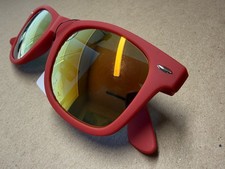 80s Style Classic Square Retro Sunglasses Red Frame Multicolor Mirror Lens