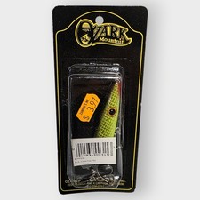 Luhr Jensen RIPPER Ozark Wood Plug Lure Chartreuse BLACK Top Prop Topwater NEW