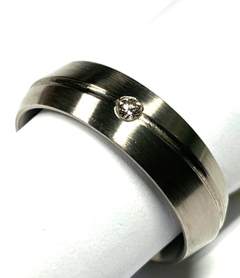 MASSIVER BRILLANTRING   MARKENSCHMUCK   585 WEISSGOLD   14KT   REG.  1.795  