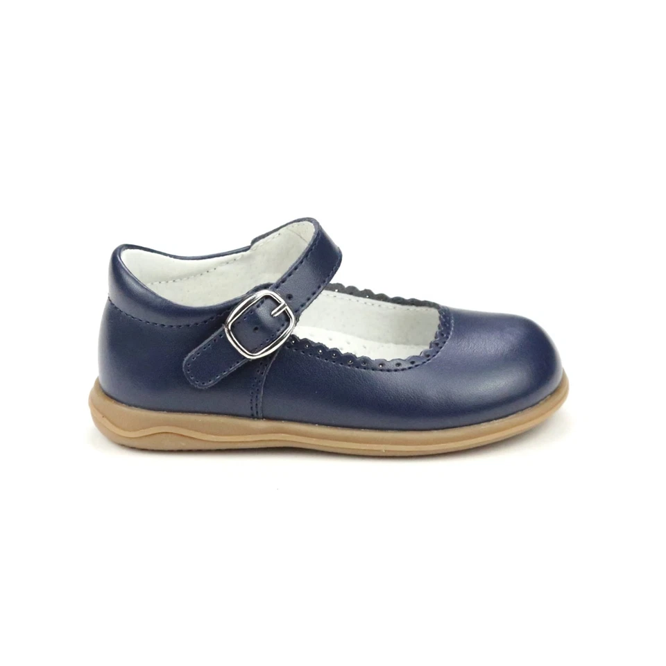 Nuevos zapatos L'amour de cuero azul marino "Chloe" festoneados Mary Jane, 7 niños pequeños, nuevos en caja Foto 3 de 3