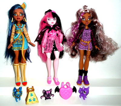 LOT 3 MONSTER HIGH G3 2021 DOLLS CLEO DE NILE DRACULAURA CLAWDEEN WOLF W/ PETS