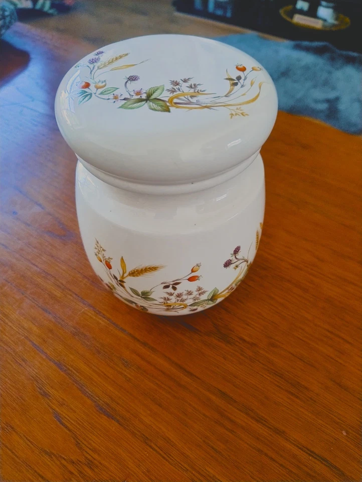 Vintage M&S Marks And Spencer Harvest Storage Jar and Lid - Image 2 of 4
