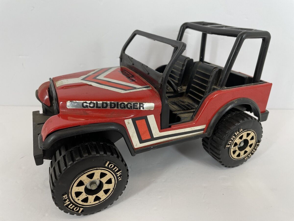 Vintage TONKA Truck “Gold Digger” Jeep 4X4 Red 1980's Vintage TONKA Truck “Gold Digger” Jeep 4X4 Red 1980's