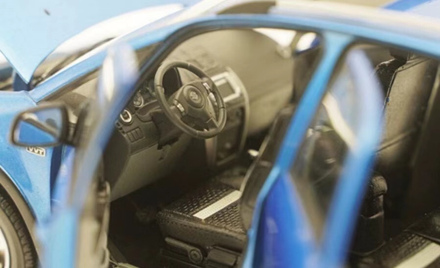 1/18 SUZUKI SX4 car 2015 /China SUZUKI DealerVersion Diecast Model